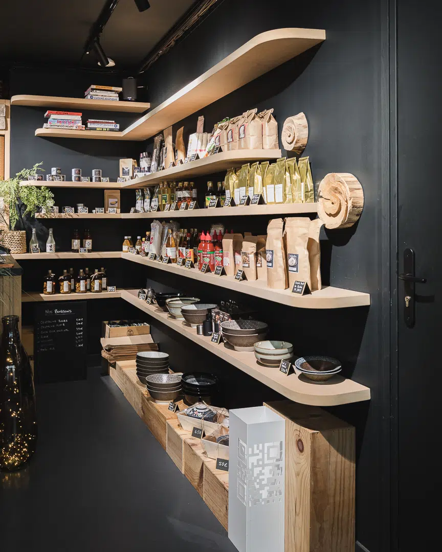 Sabaï : restaurant de street food thaï à Auray rénové et agencé par Inside